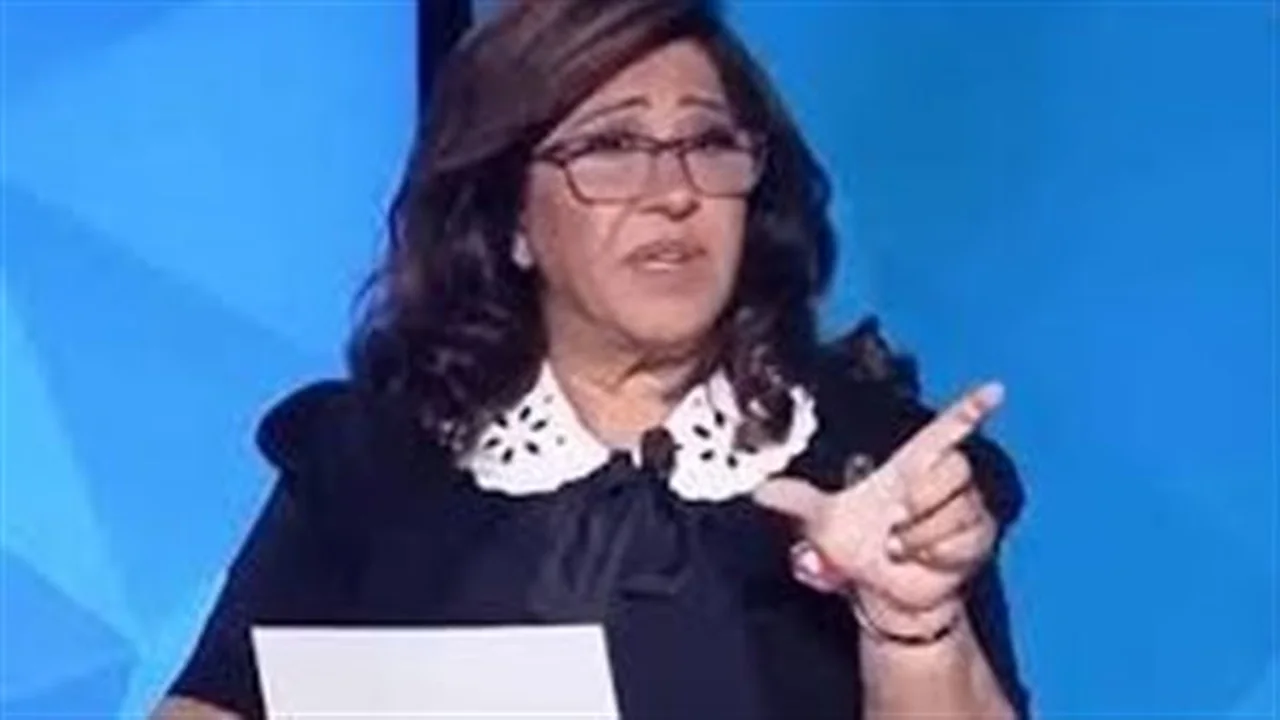 توقعات ليلى عبد اللطيف المثيرة للجدل بشأن طقس شم النسيم والوسط الفني 2026